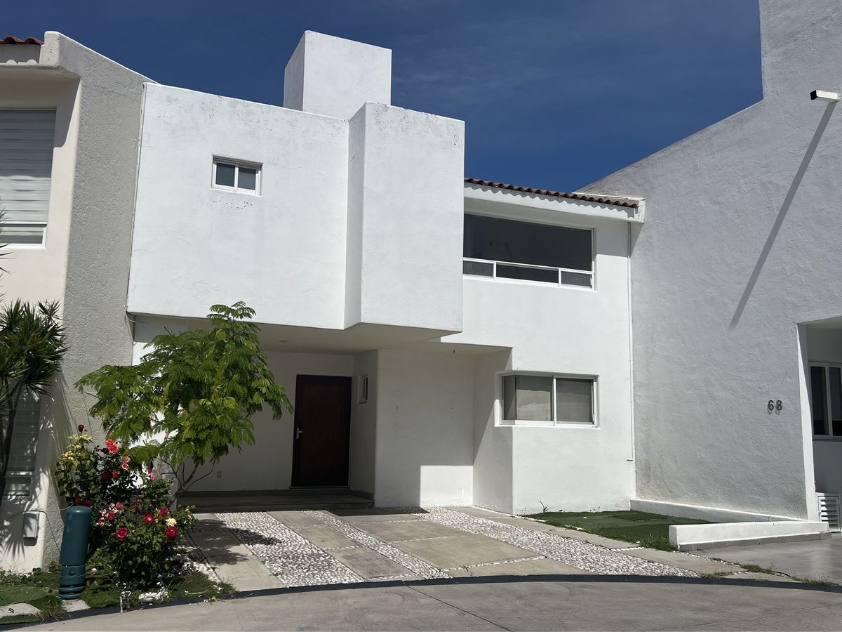 1 de 19: Fachada
