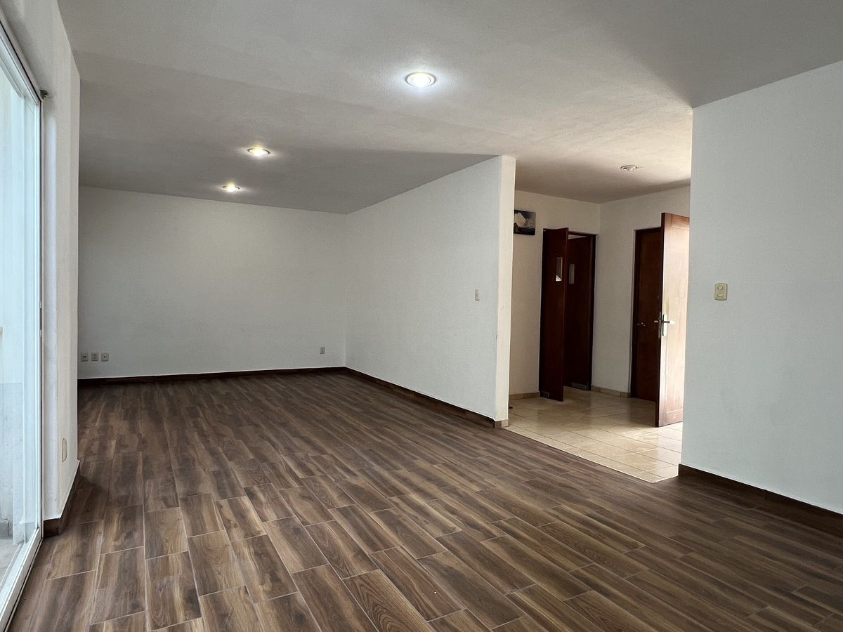 3 de 19: Sala comedor