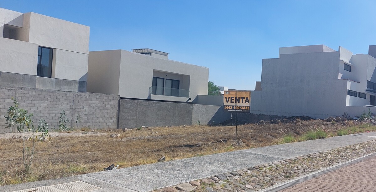 8 de 17