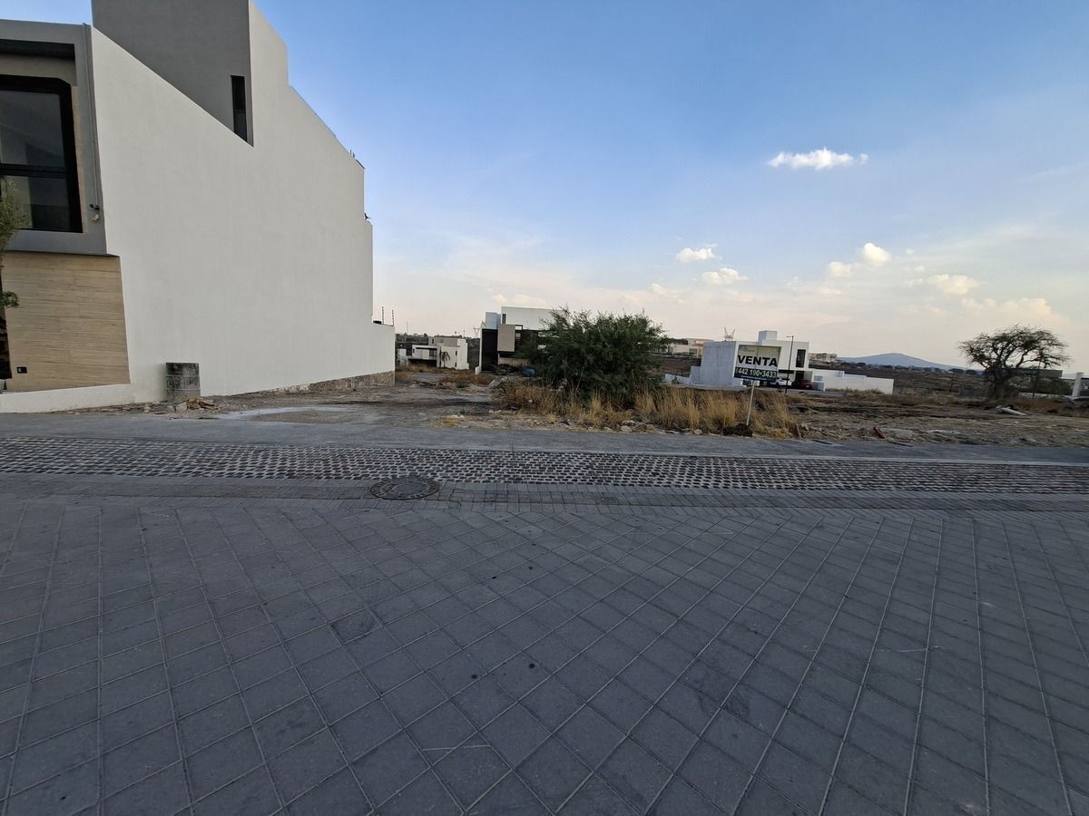 8 de 24