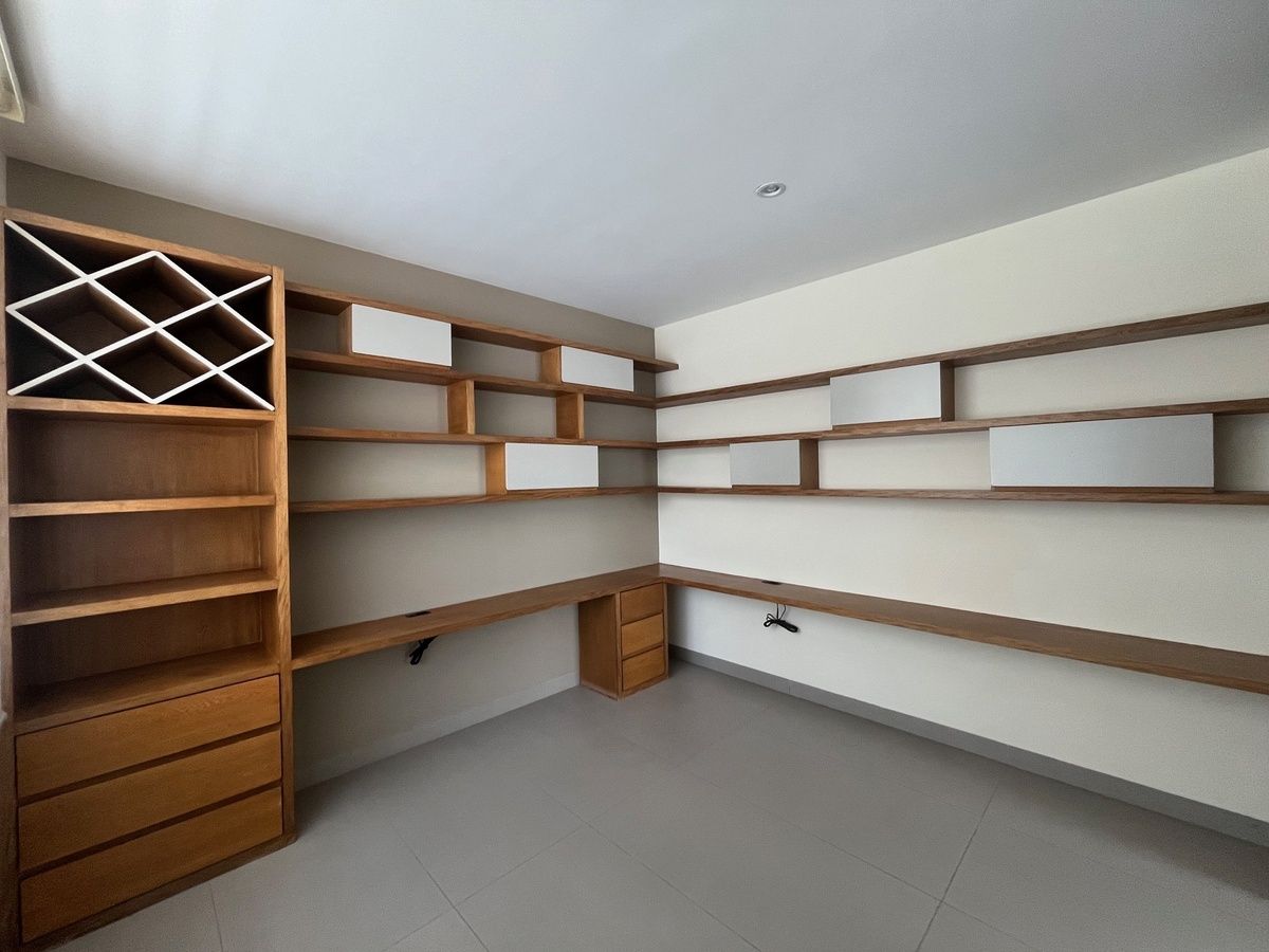 6 de 33: estudio en planta baja