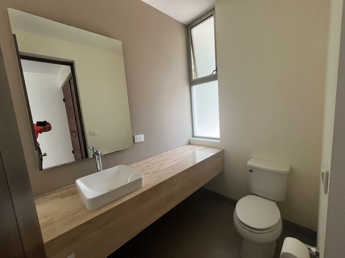 5 de 33: medio baño