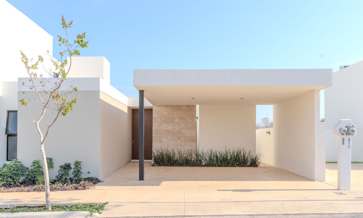 1 de 15: Fachada Frontal