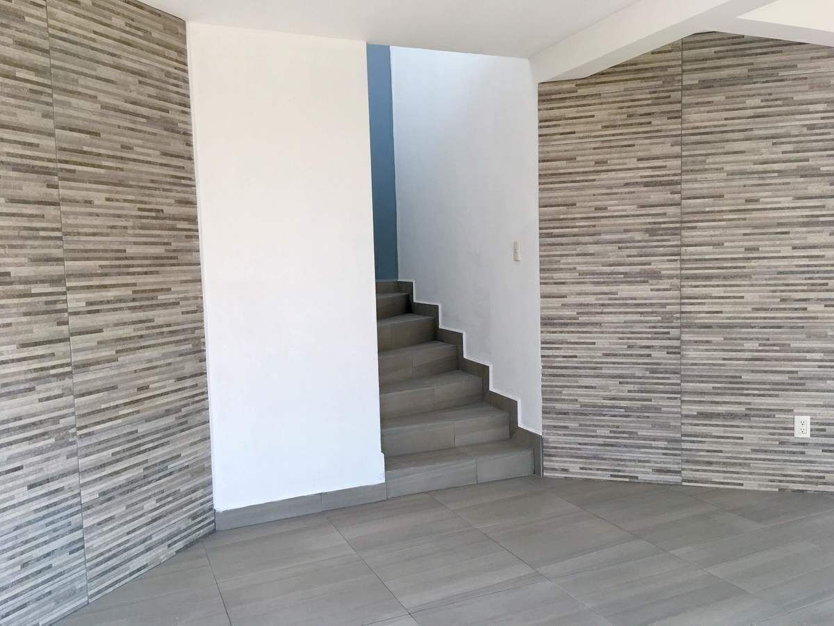 15 de 28: Escaleras