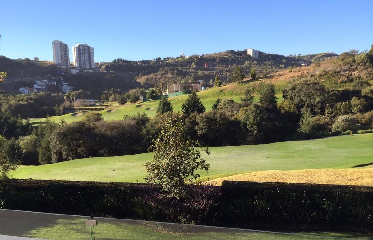17 de 18: Vista desde el jardin