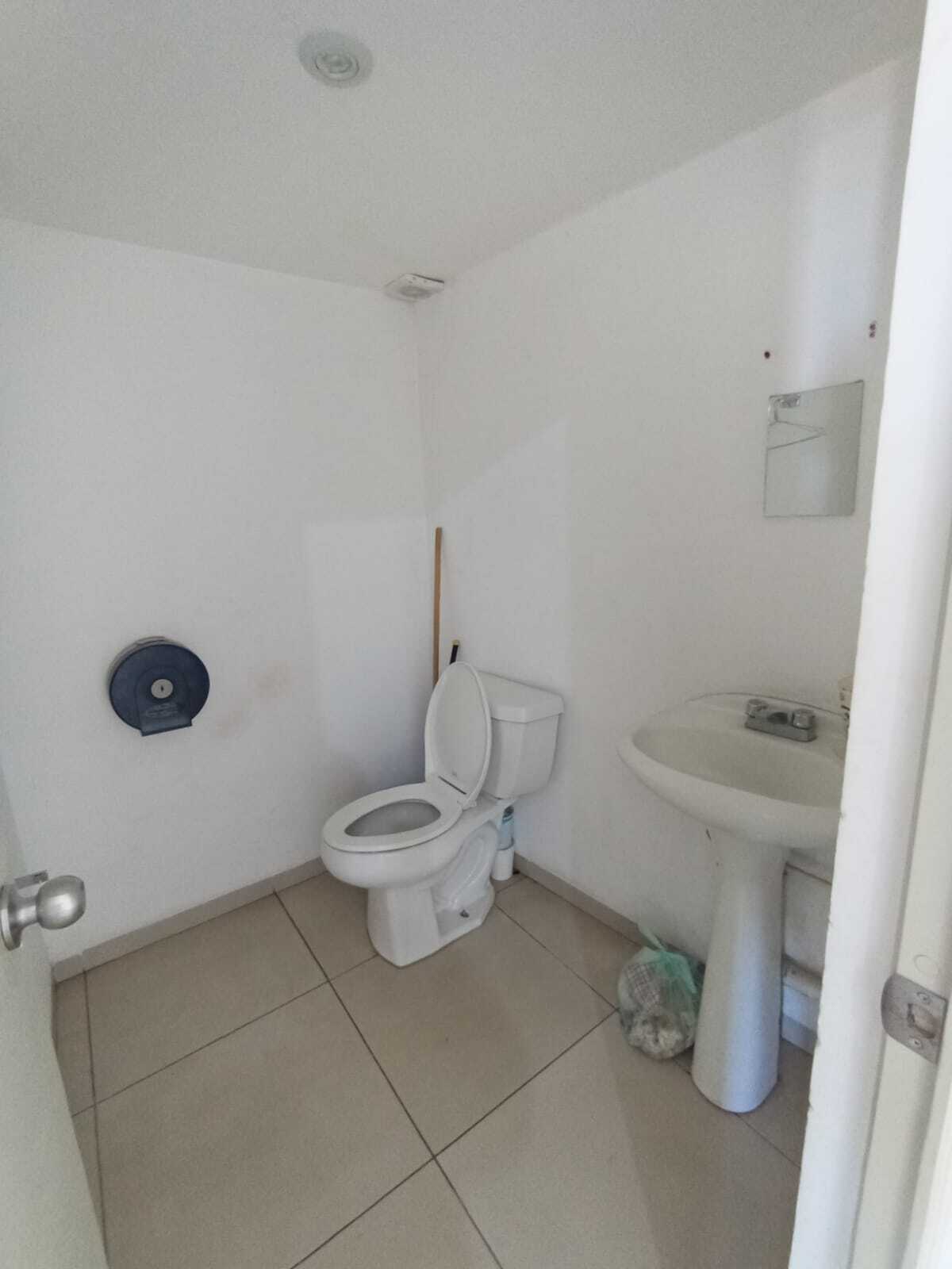 4 of 8