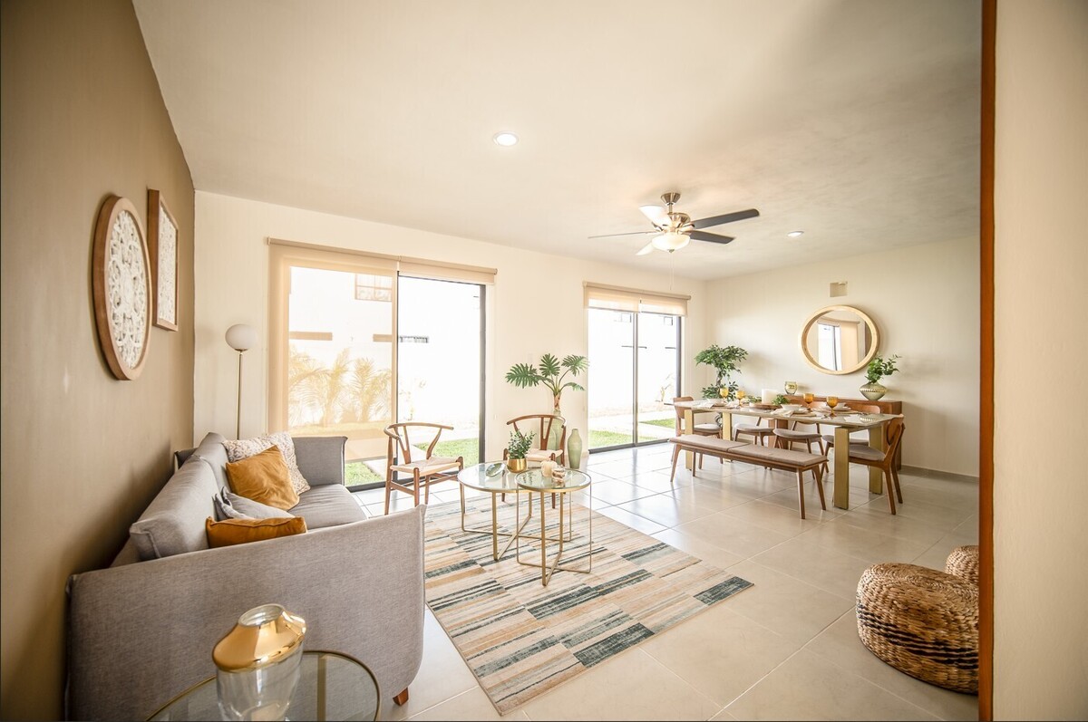 2 of 11: Sala y Comedor