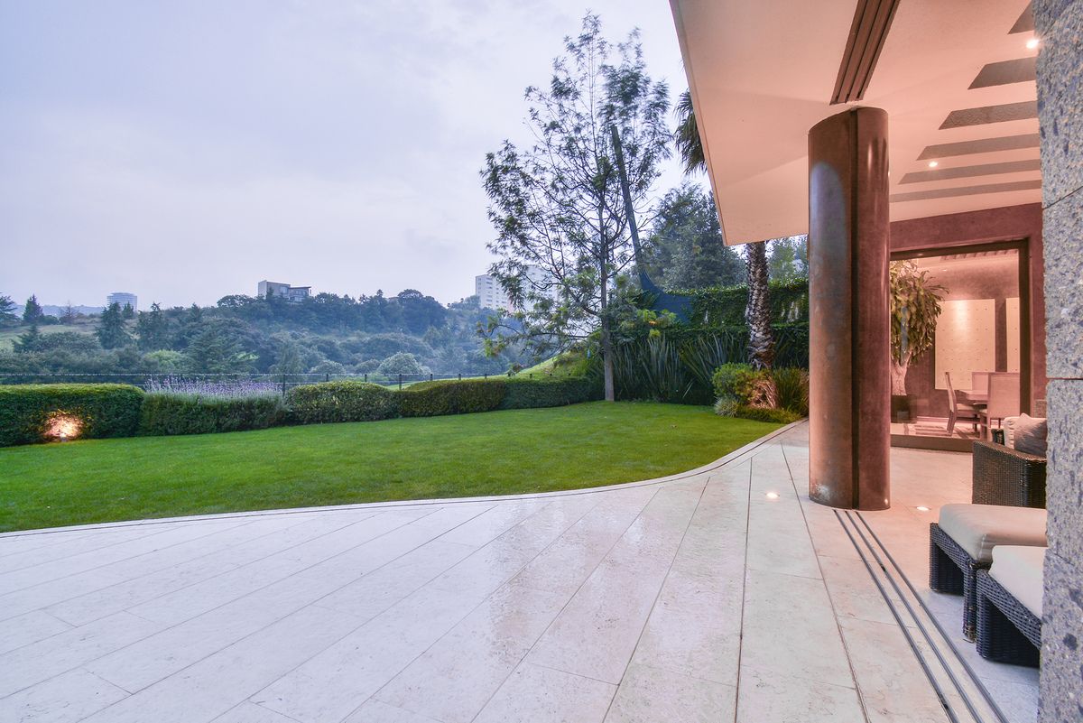 2 de 21: Terraza con vista al campo de golf