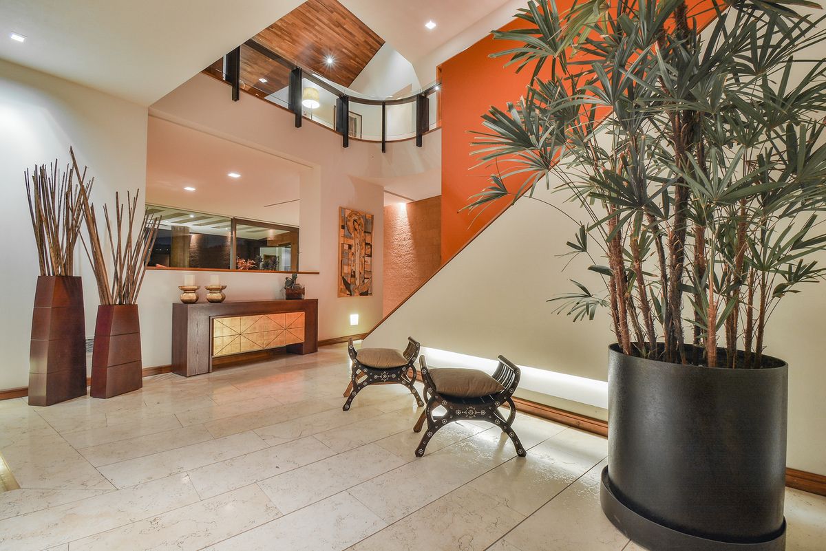 3 de 21: Lobby de entrada