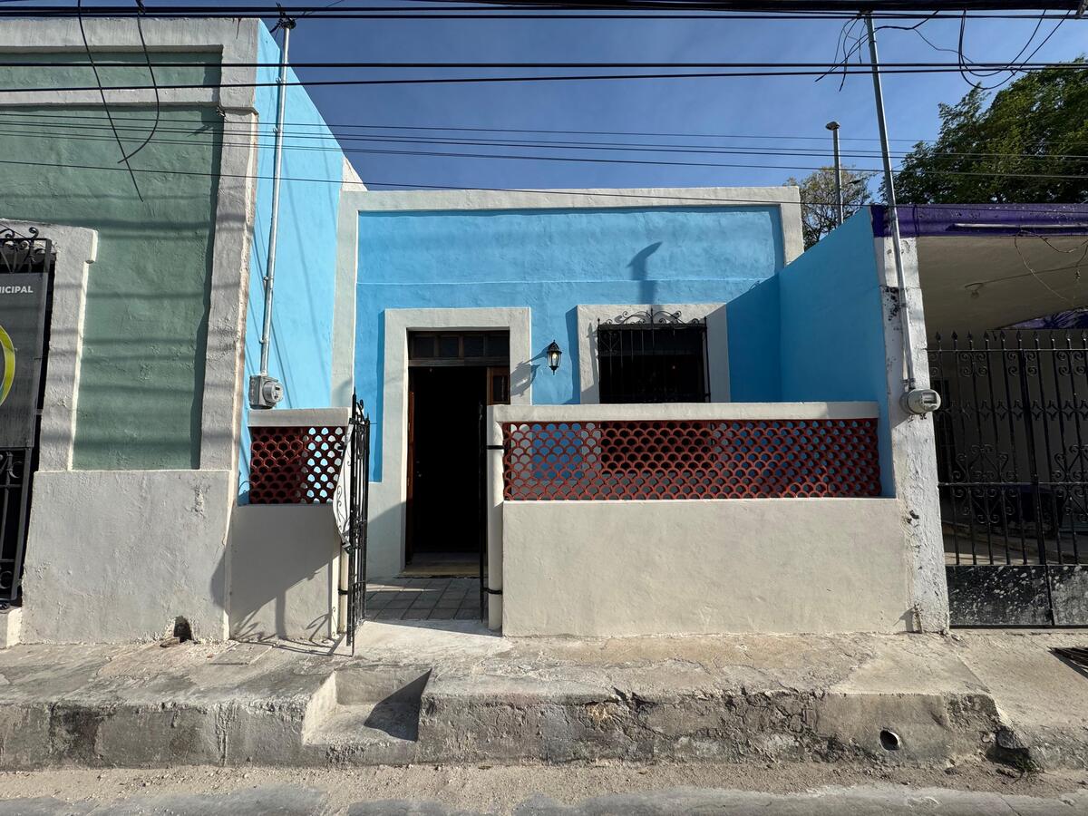 1 de 24: Fachada