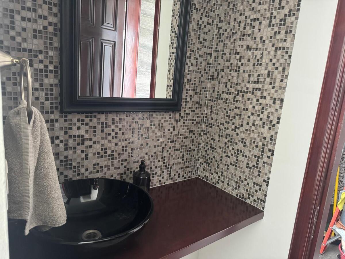 36 de 42: Baño del Gimnasio
