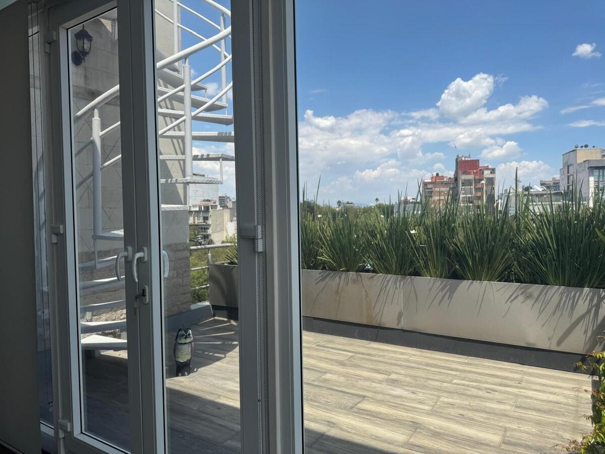 39 de 42: Terraza del Gimnasio