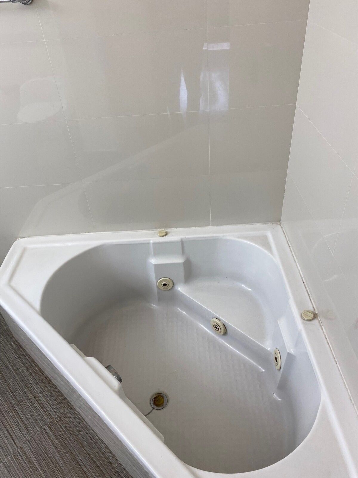 39 de 50: Jacuzzi