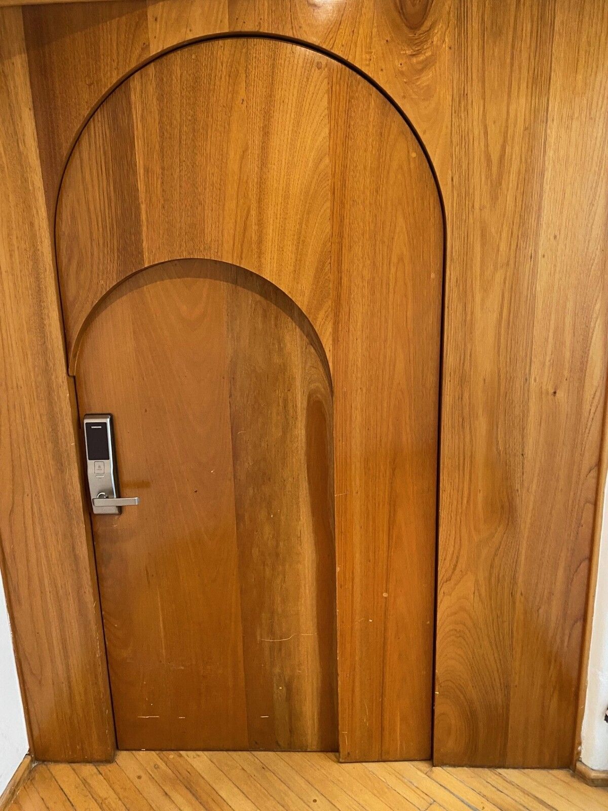 49 de 50: Entrada al departamento.