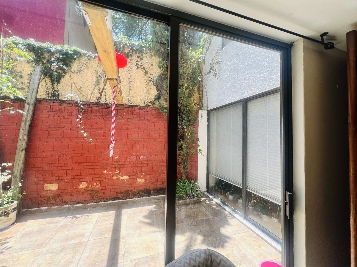 5 de 25: patio