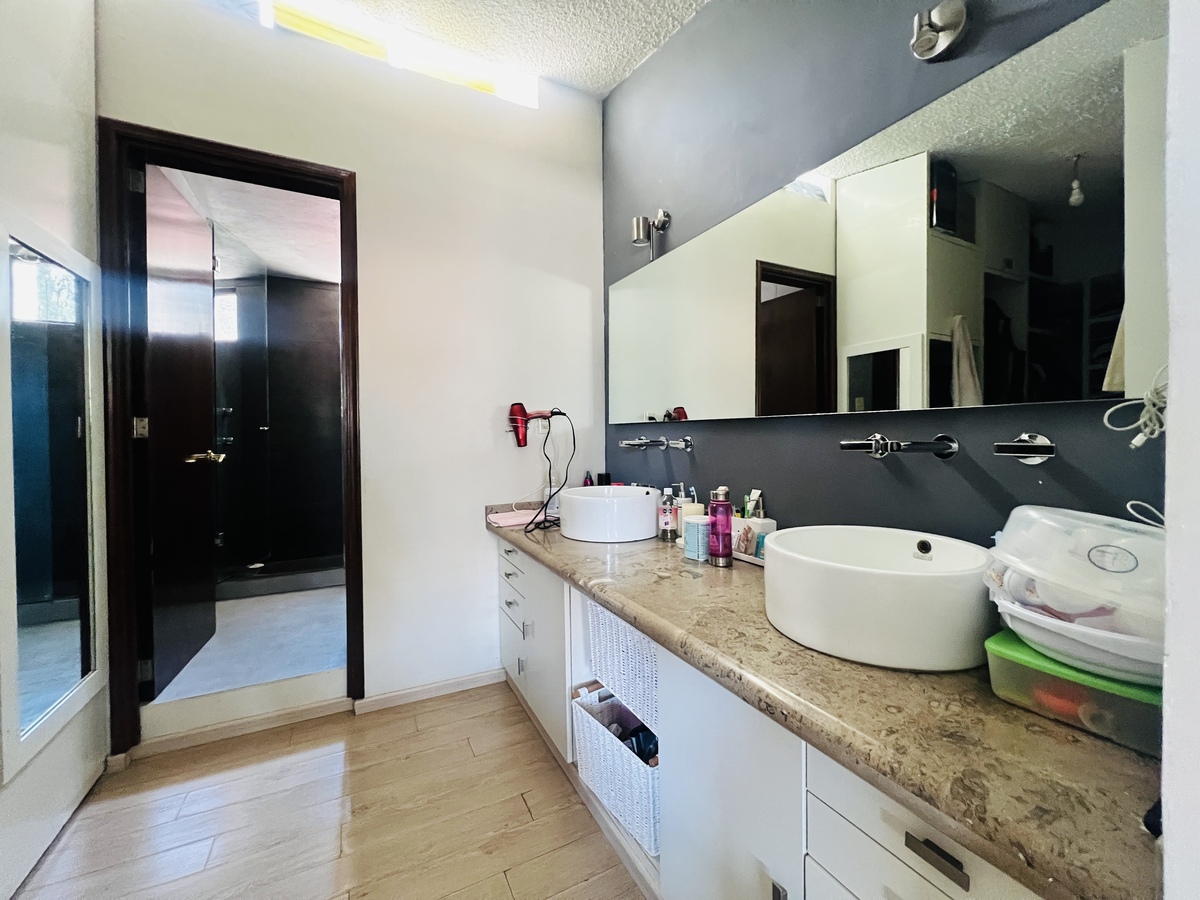 16 de 27: bano principal