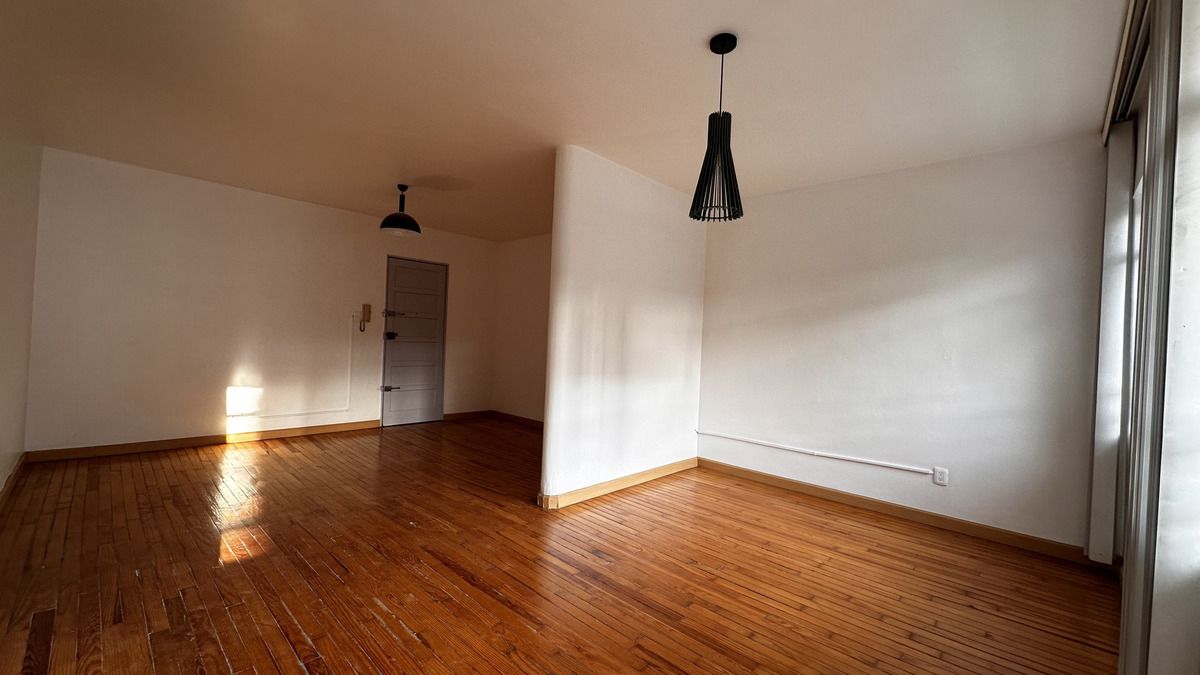 2 de 13: Sala comedor