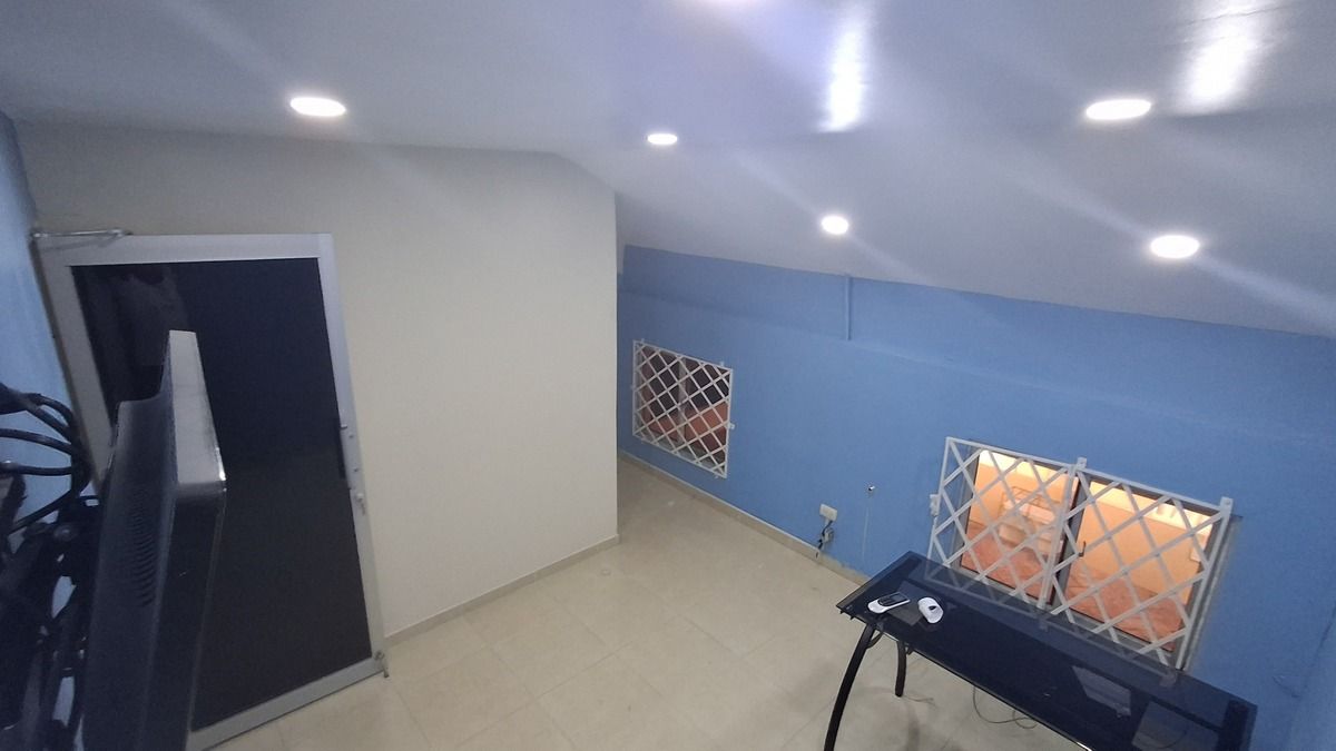 3 de 8