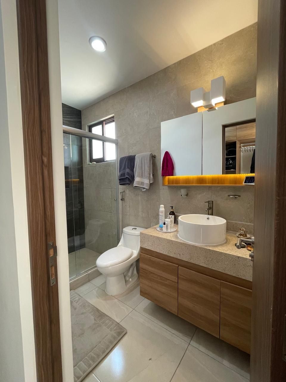 12 de 26: Baño Principal