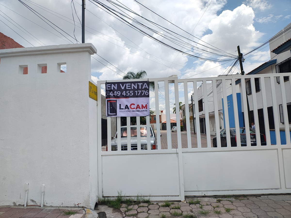 2 de 24: fachada