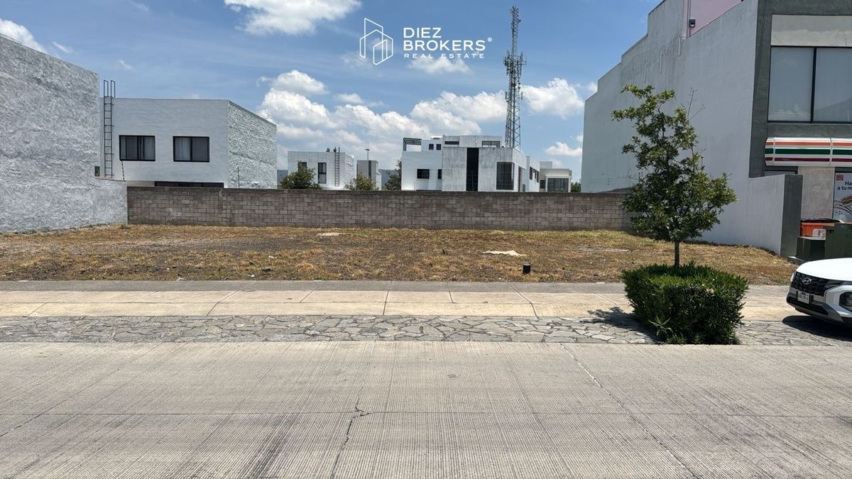 Terreno en Venta - Fraccionamiento Adamar, Tlajomulco de Zúñiga - foto 1