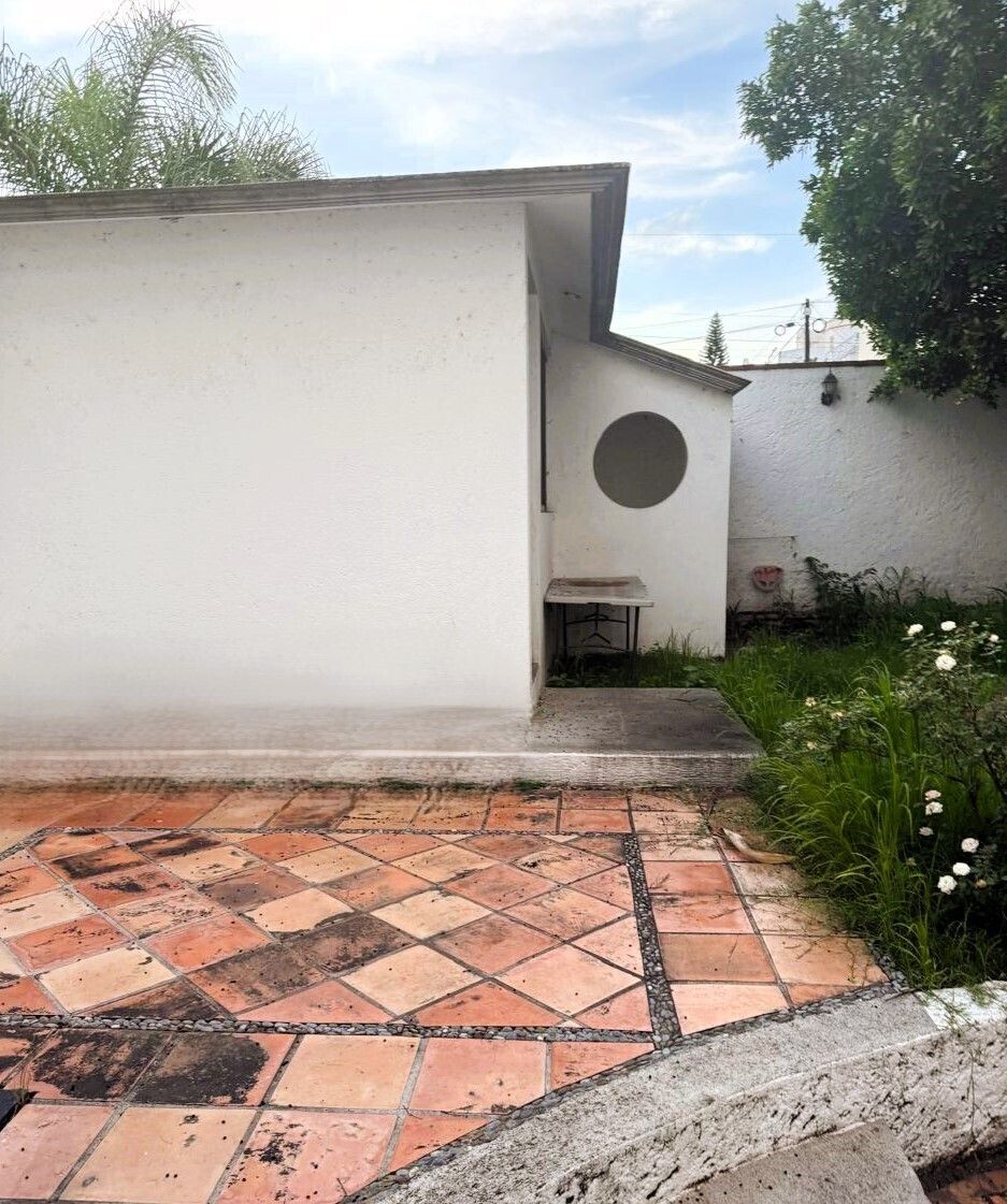 7 de 21: Cuarto de visitas independiente