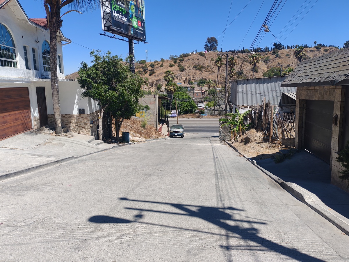 2 de 16