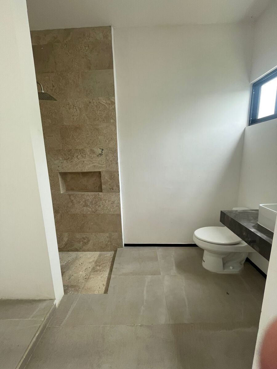 11 de 15: Baño, Segunda Recámara