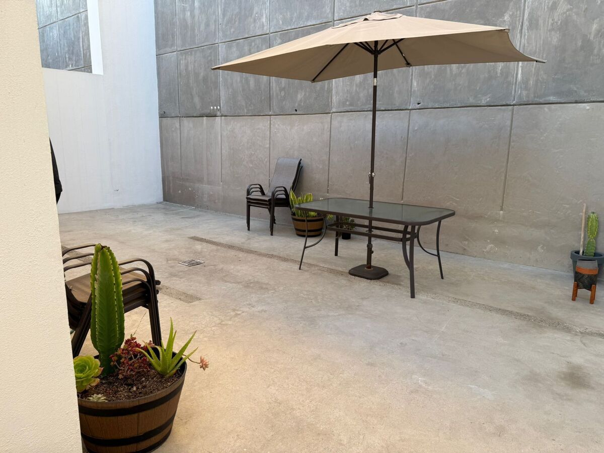 4 of 21: Patio