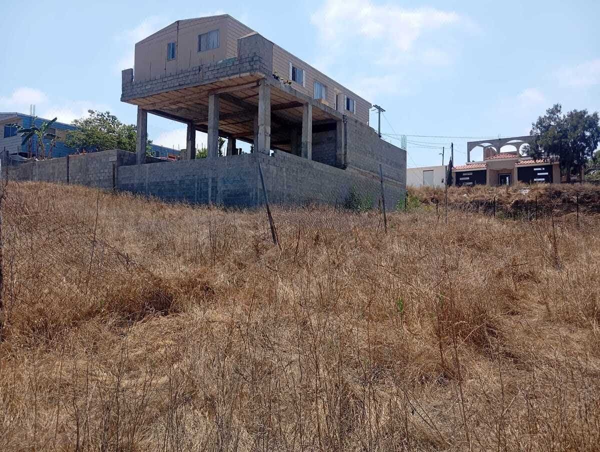 Invest in Your Future! Land for Sale in a Growing Area