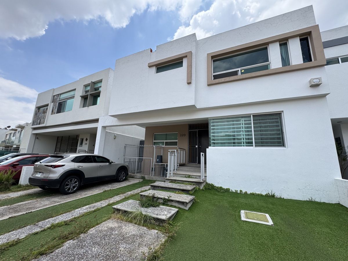 2 de 32: Fachada