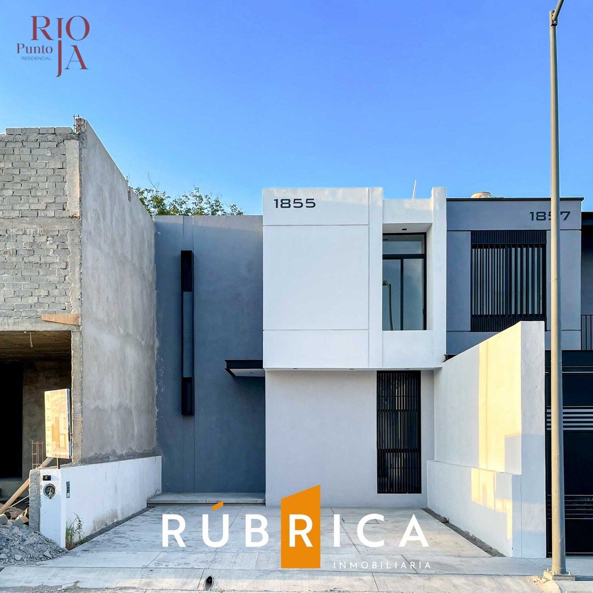 Casa en Venta en Residencial Punto Rioja, colima.