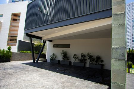 EB-TW0624
