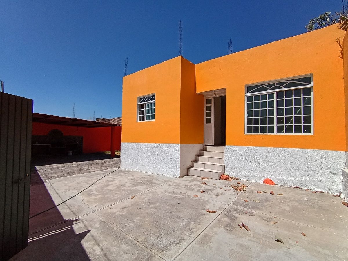Oportunidad: Casa en Venta de 1 Planta con Terraza y 350 m² de Jardín en Zapopan - foto 1