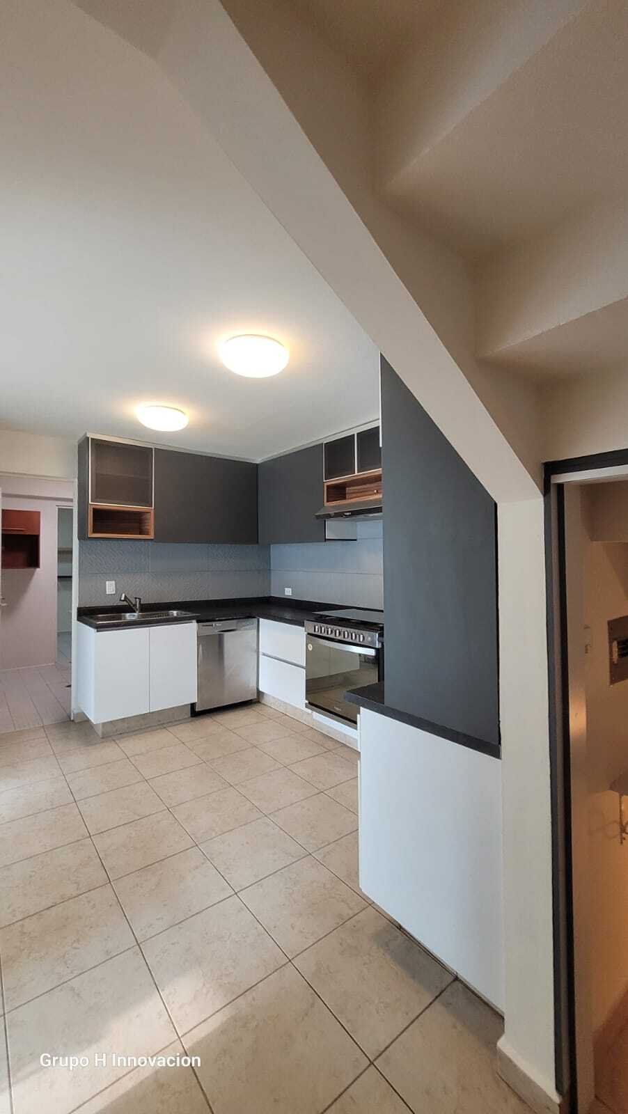 5 de 21: Cocina remodelada con lavavajillas