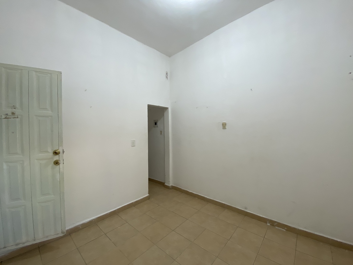 10 of 14: Recámara en planta baja