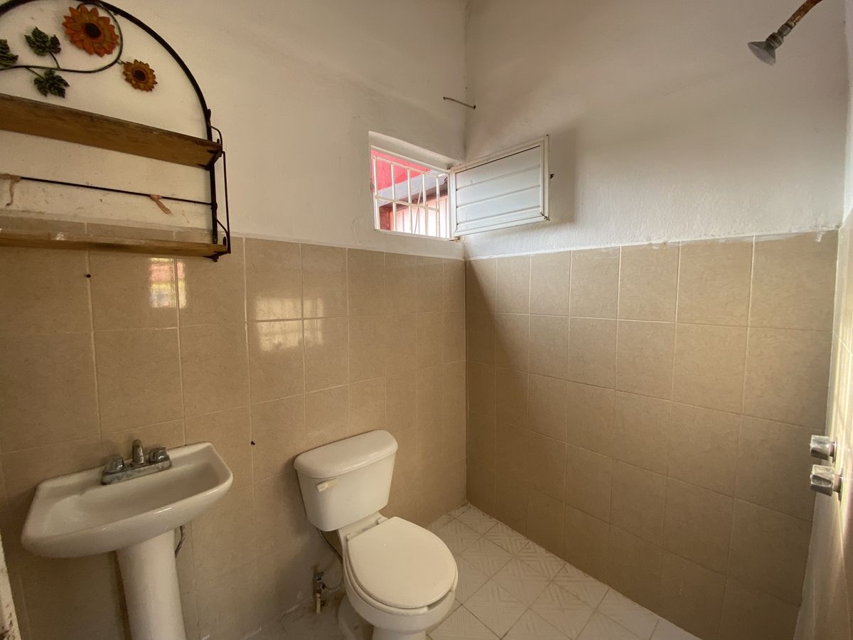 8 de 14: Baño completo