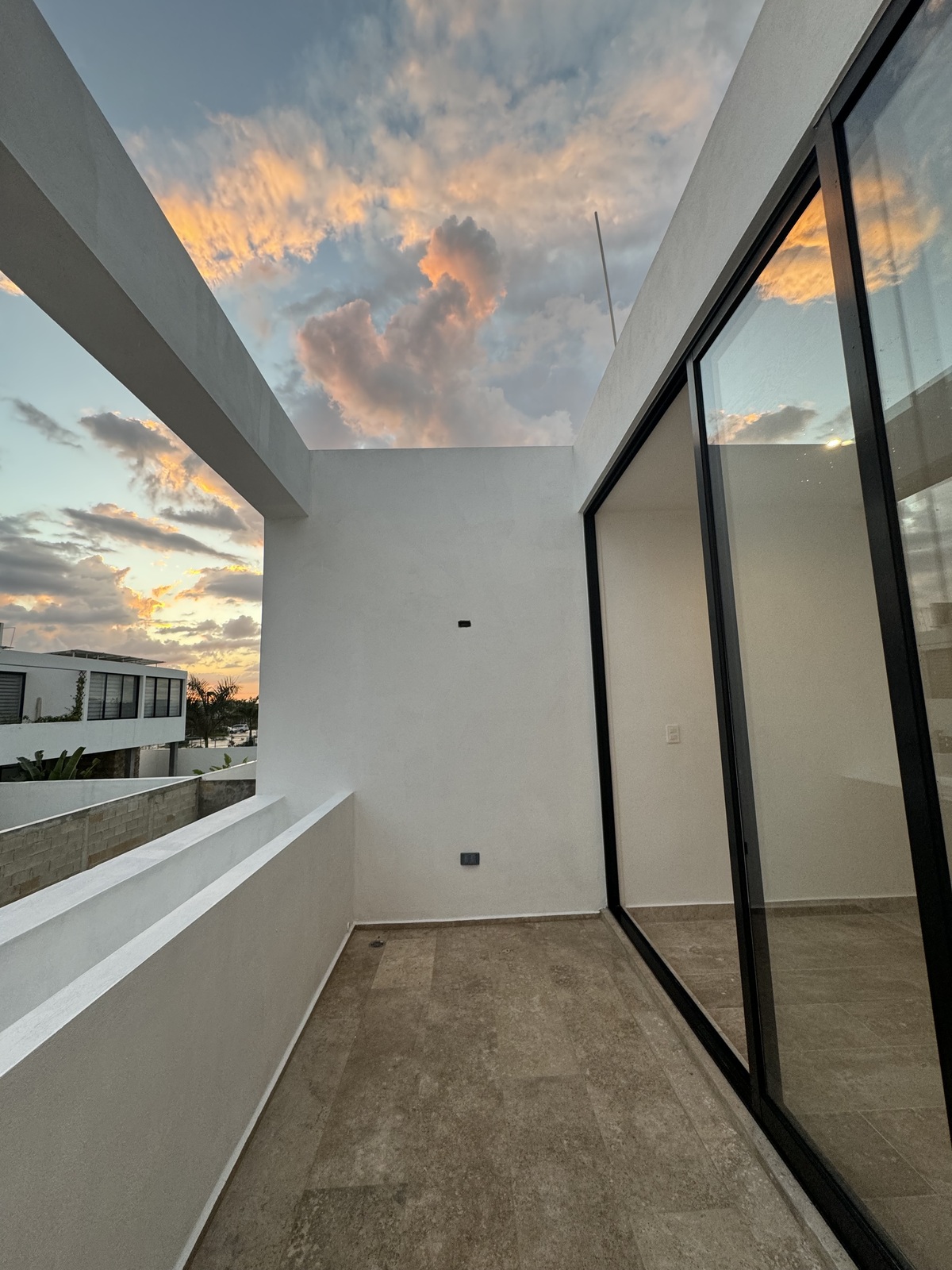 31 de 34: Balcón-terraza recámara principal