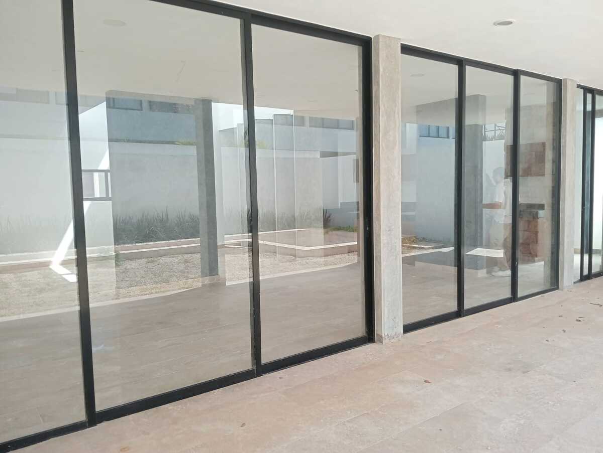 14 de 34: Terraza planta baja