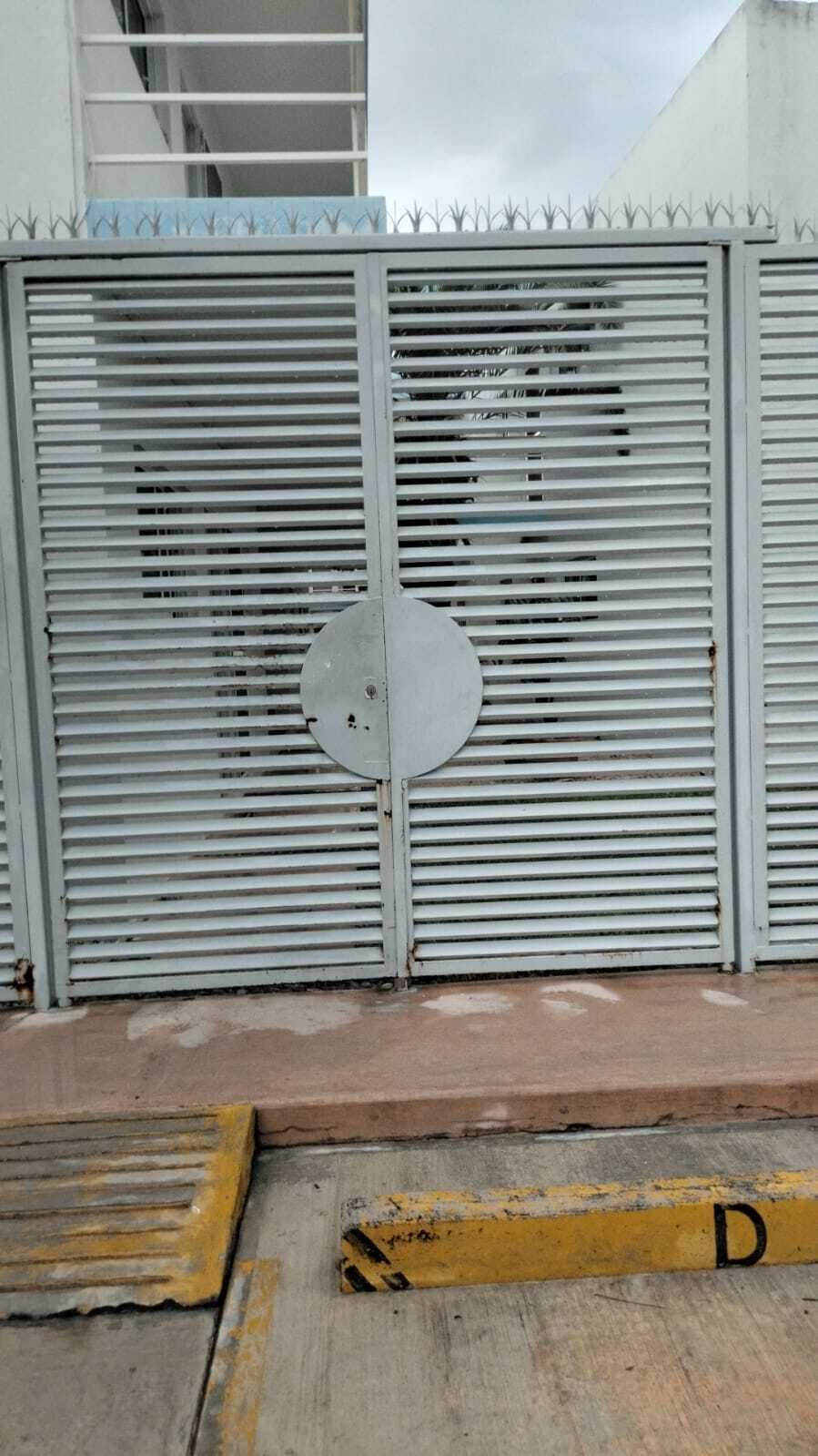 3 de 25
