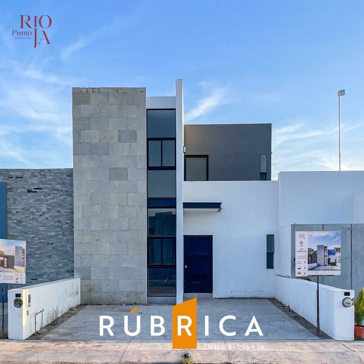 Casa en Venta en Residencial Punto Rioja, Colima.