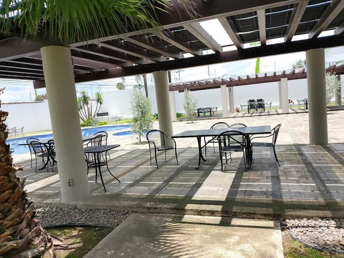 9 de 12