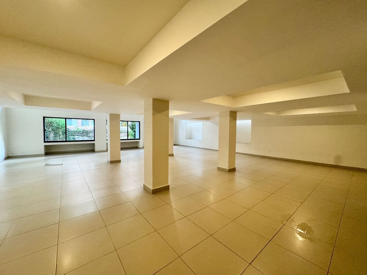 4 de 16: Salón de Eventos