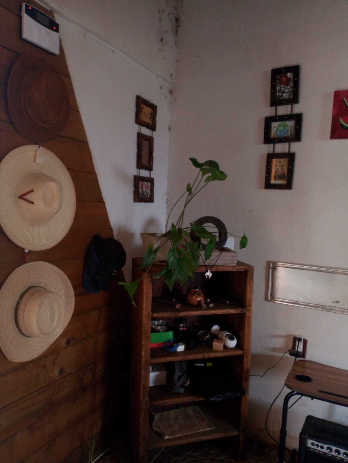 9 of 18