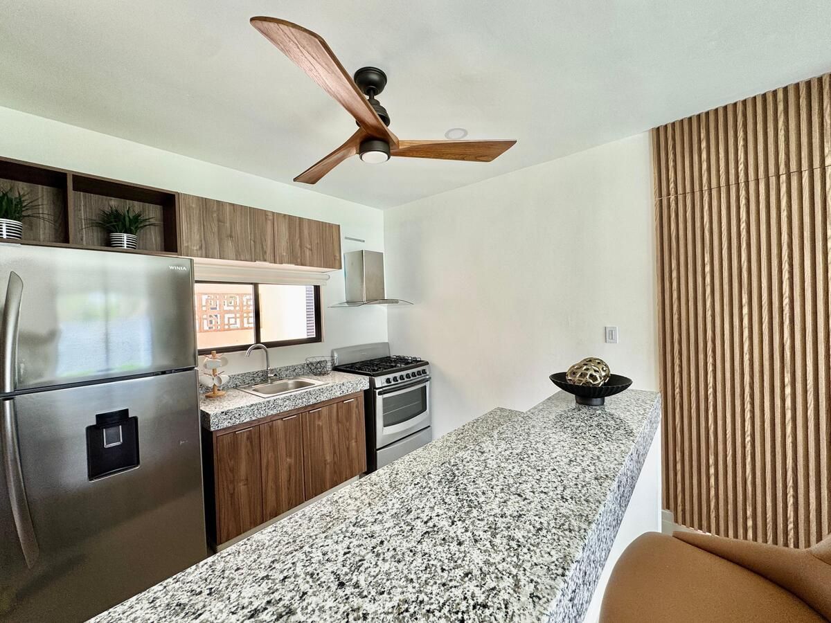 2 of 12: Cocina