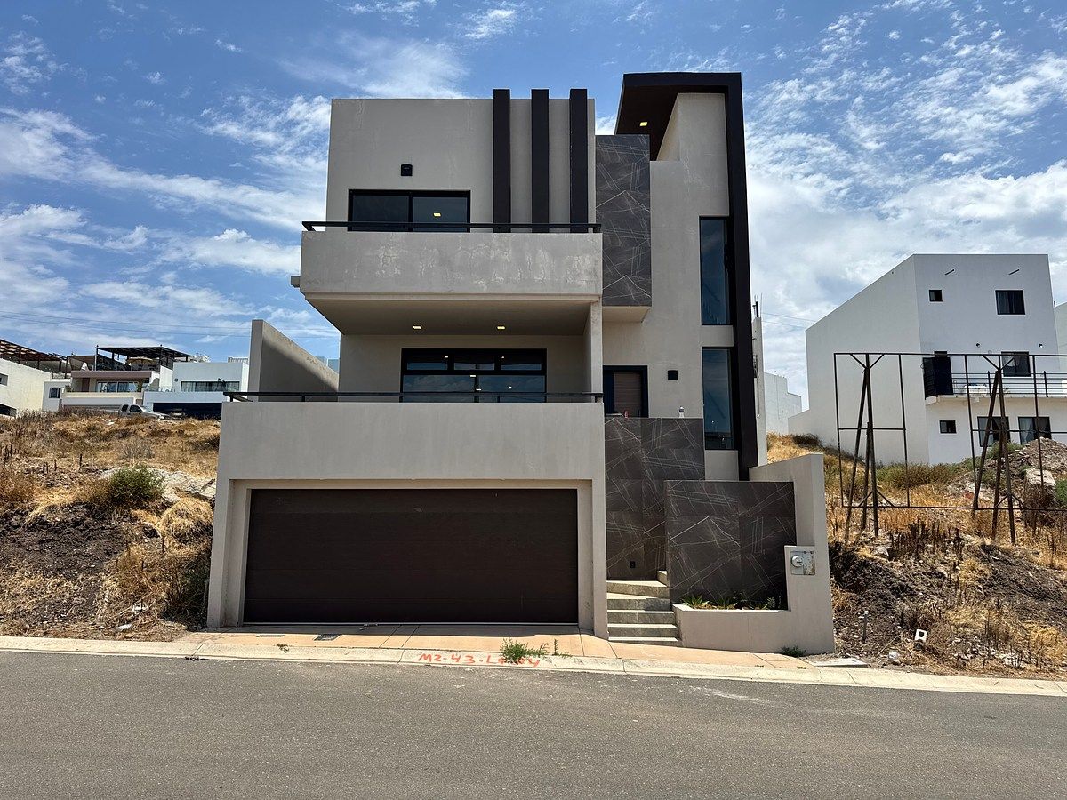 CASA EN VENTA EN PUNTA AZUL ROSARITO, foto 1 de 22