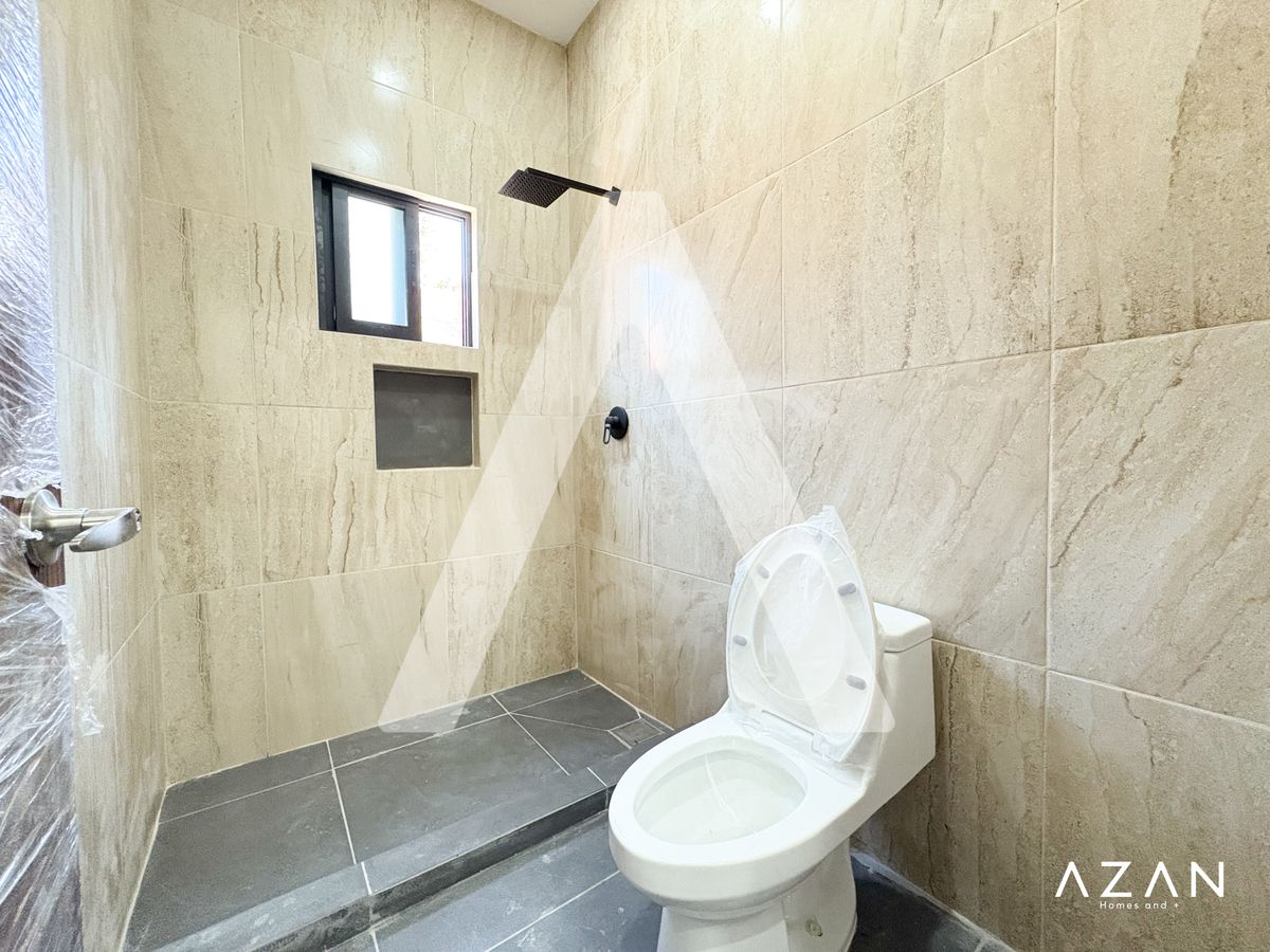 22 de 34: Baño compartido recamaras secundarias