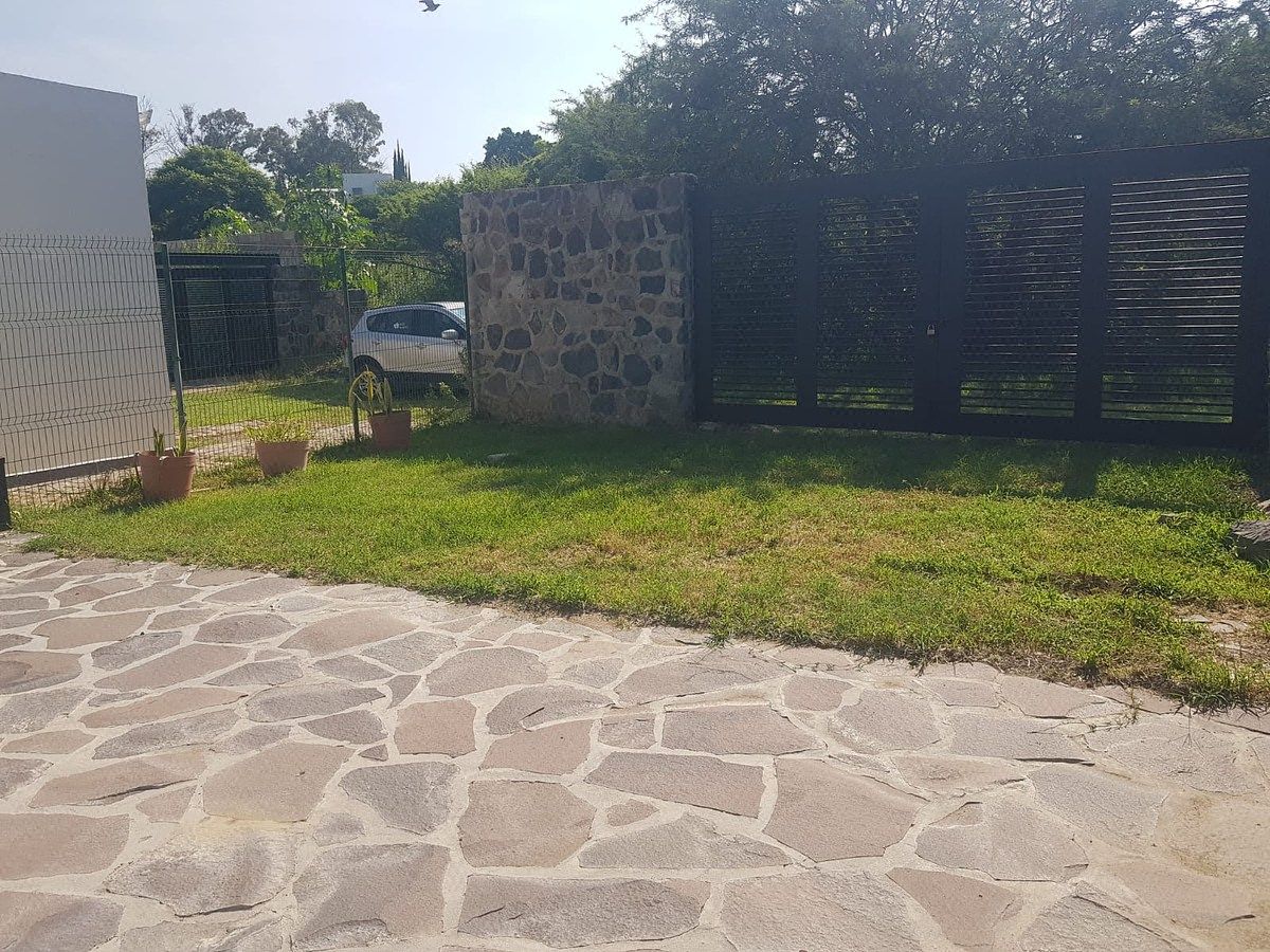 Cochera interior, photo 8 of 15
