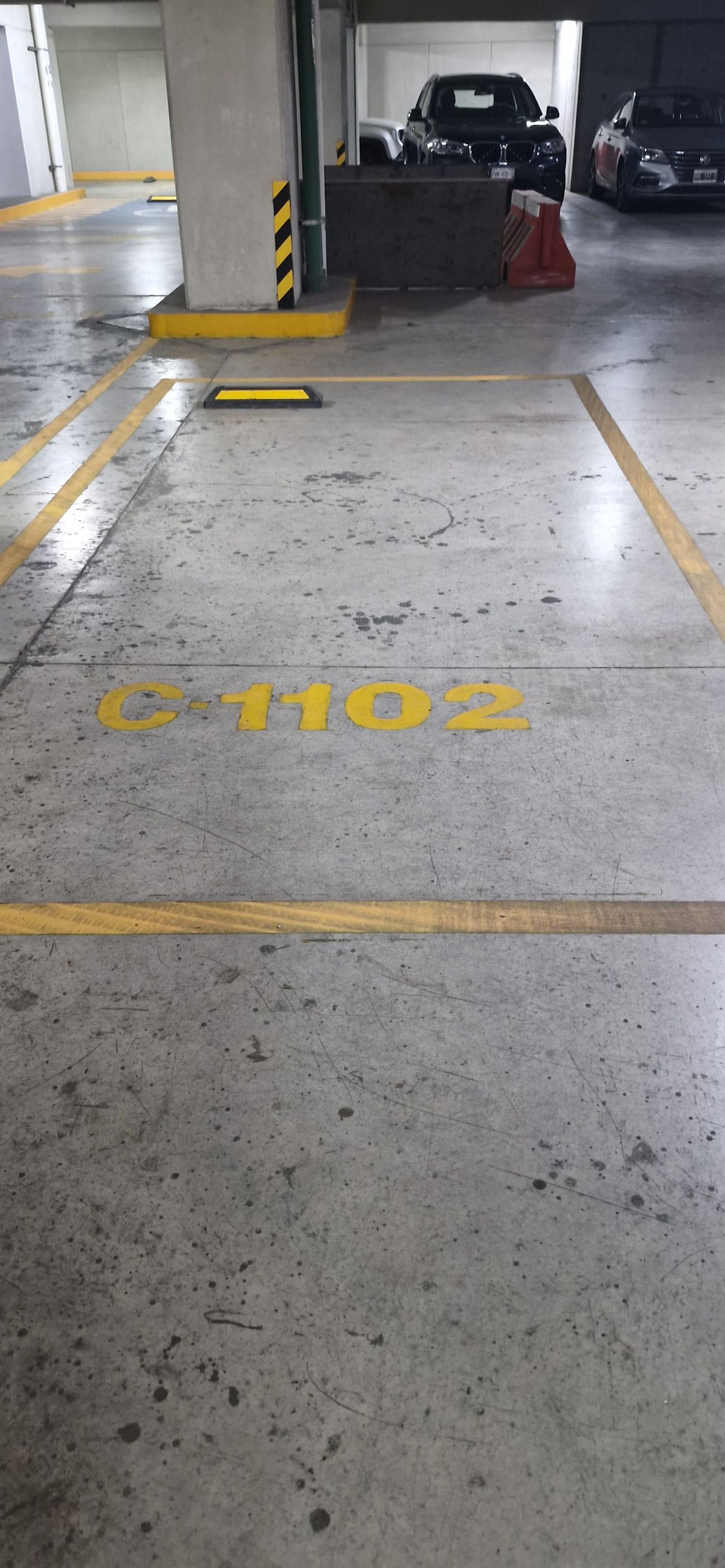 24 de 26: Tercer estacionamiento