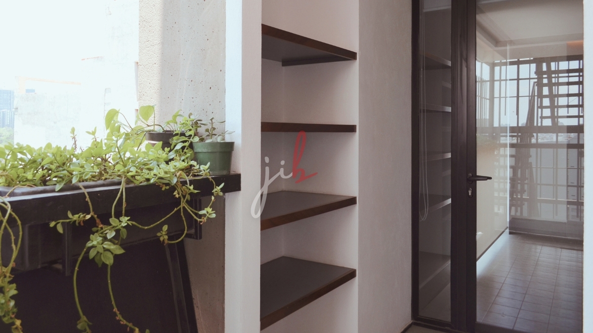 2 of 15: Terraza